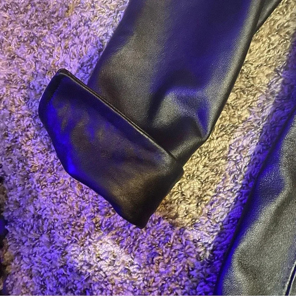 Pamela McCoy 100% Leather Jacket - Picture 6 of 12